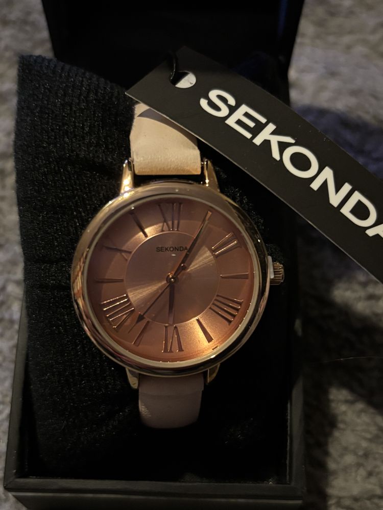Sekonda wristwatch